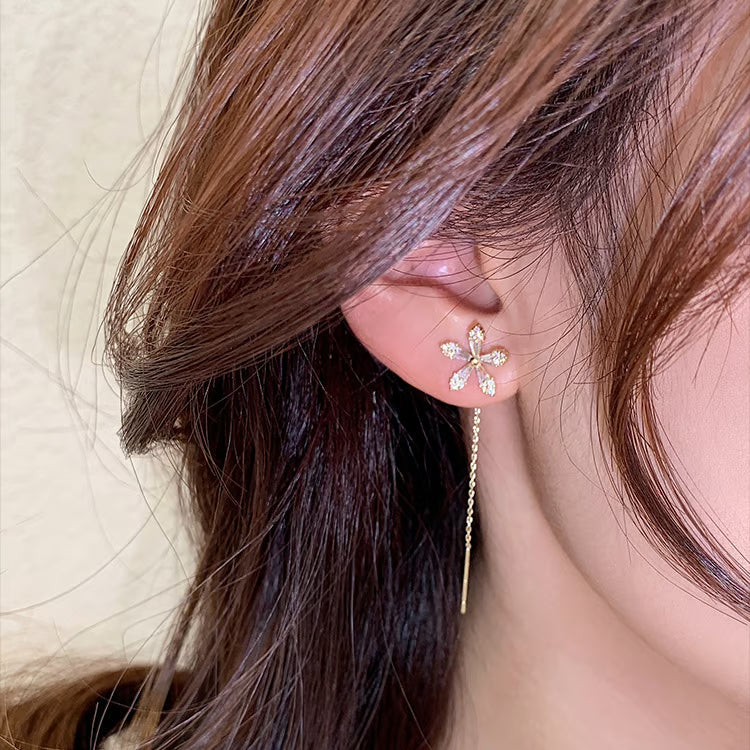 Shiny Diamond Flower Earrings